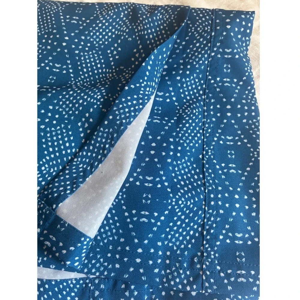 RipSkirt Hawaii Wrap Skirt Womens Large Blue‎ White Medallion Quick Dry Athletic